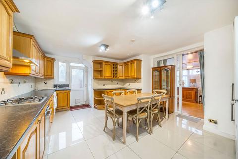 3 bedroom flat to rent, Bertie Road, London NW10