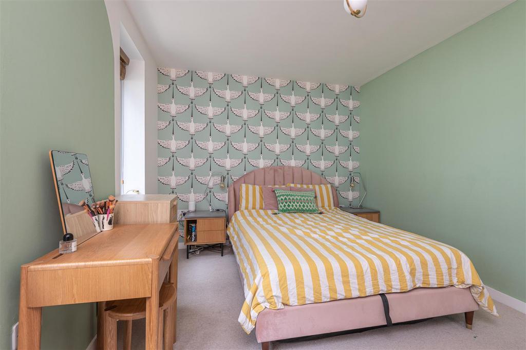 54 - 40 Solar Ave LS9 8 FF.jpg
