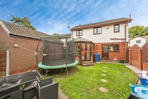 3 bedroom detached house for sale, Verger Close, Rossington, Doncaster