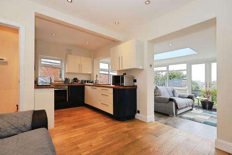 3 bedroom detached house for sale, James Road, Kidderminster