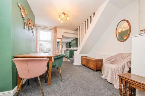 2 bedroom end of terrace house for sale, Parkeston Road, Parkeston, HARWICH