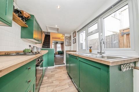 2 bedroom end of terrace house for sale, Parkeston Road, Parkeston, HARWICH