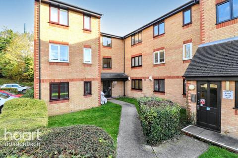 Naunton Way, Hornchurch