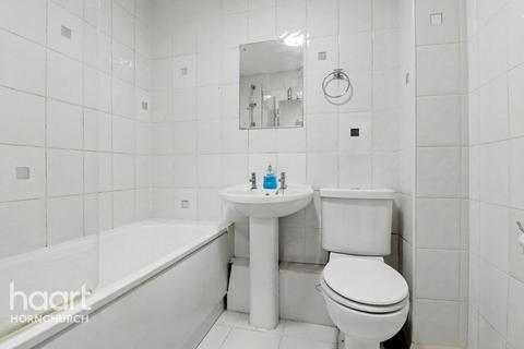 undefined, Naunton Way, Hornchurch