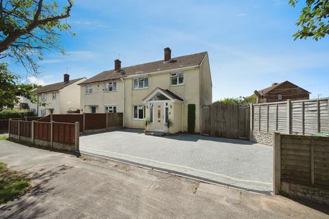 3 bedroom semi-detached house for sale, Barncroft Way, Havant