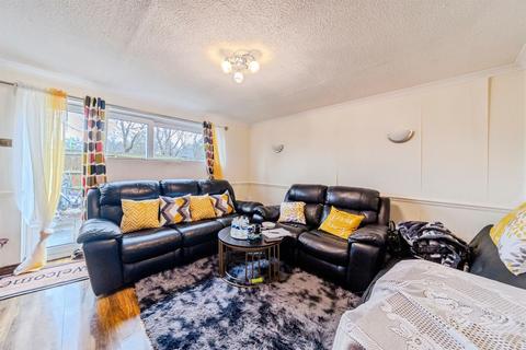 3 bedroom end of terrace house for sale, Reeves Croft, Hodge Lea, MILTON KEYNES