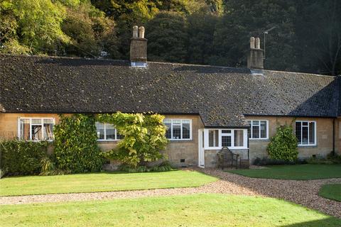 2 bedroom terraced house to rent, Middle Hill, Broadway, Worcestershire, WR12