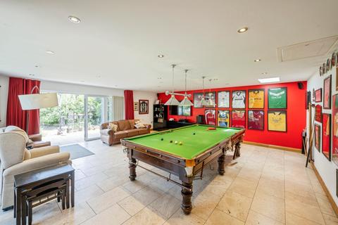 5 bedroom detached house for sale, West Street, Thorne, DONCASTER
