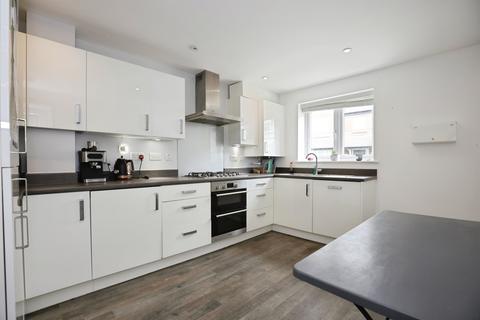 4 bedroom detached house for sale, Larbourne Park Road, Flore, Northampton