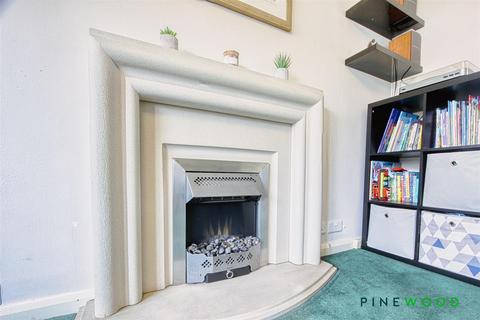 3 bedroom semi-detached house for sale, Newbridge Lane, Chesterfield S41