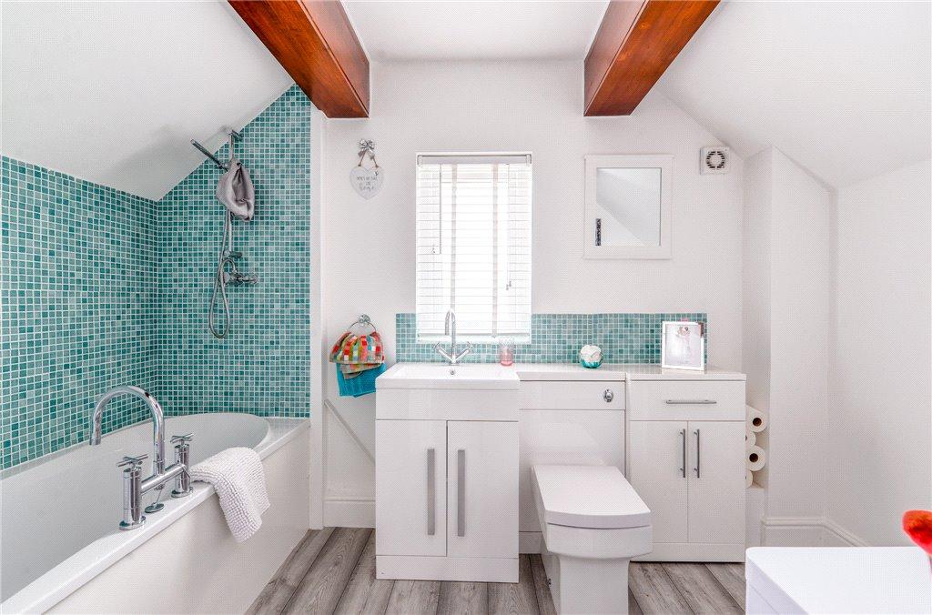 En Suite Bathroom