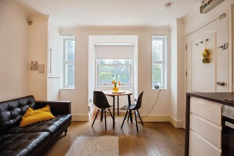 1 bedroom flat for sale, Dulwich Road, London, SE24