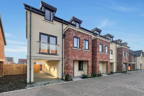 undefined, Windermere Avenue, Hullbridge, Hockley, Essex, SS5