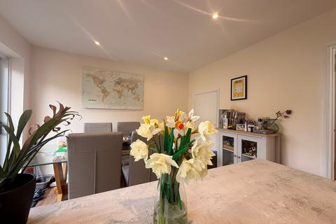 3 bedroom semi-detached house to rent, Olives Meadow, Uckfield TN22