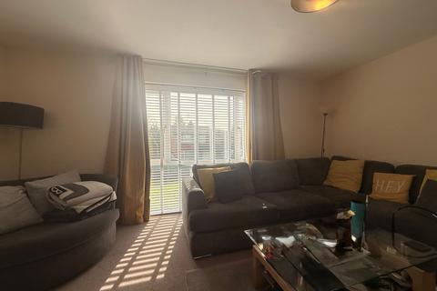 3 bedroom semi-detached house to rent, Olives Meadow, Uckfield TN22