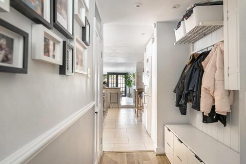 3 bedroom terraced house for sale, Darwin Road, Ealing