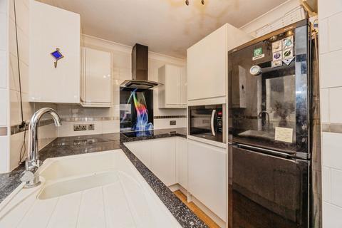 1 bedroom retirement property for sale, Clarence Parade, Southsea
