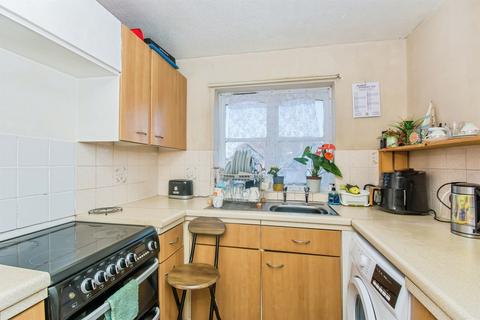 2 bedroom flat for sale, Mill Close, Wisbech
