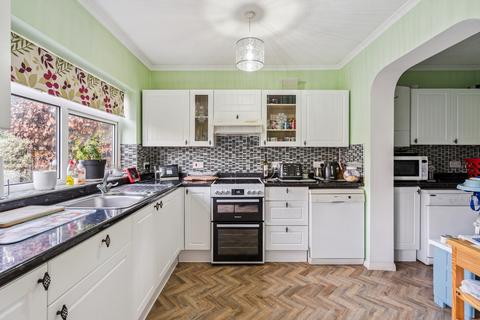 4 bedroom semi-detached house for sale, Towards Furze Platt, Maidenhead