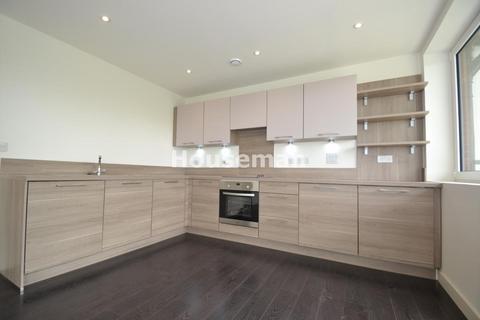 2 bedroom flat to rent, Brunel Court, Green Lane, Edgware HA8
