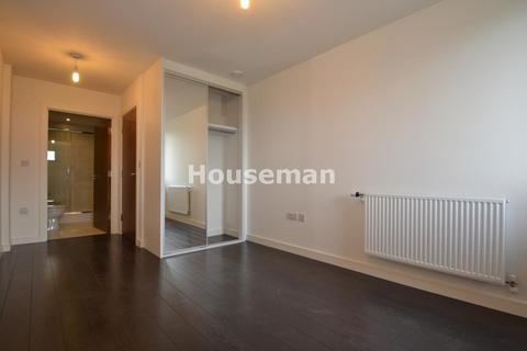 2 bedroom flat to rent, Brunel Court, Green Lane, Edgware HA8