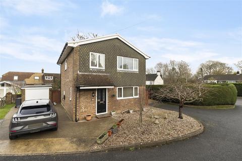 4 bedroom detached house for sale, North Heath Close, Hailsham