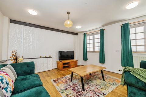 2 bedroom semi-detached house for sale, Winn Street, Lincoln