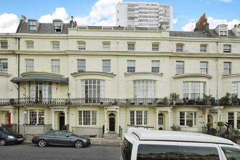 Regency Square, Brighton