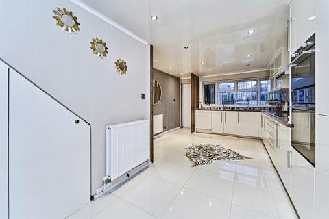 undefined, Queens Close, SMETHWICK