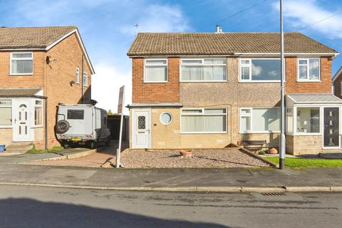 3 bedroom semi-detached house for sale, Kent Close, Pudsey