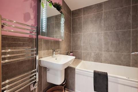 1 bedroom flat for sale, Bellfield Road, High Wycombe
