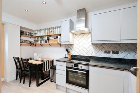 1 bedroom flat for sale, Bellfield Road, High Wycombe