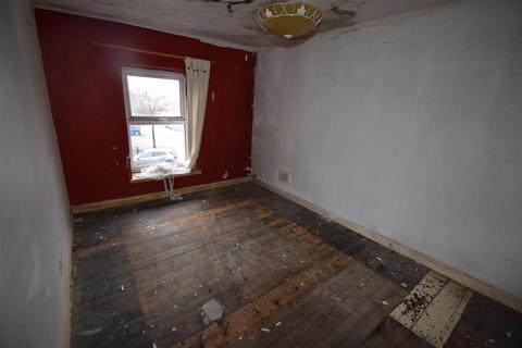 3 bedroom detached house for sale, Ynys Terrace, Blaenau Ffestiniog