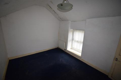 3 bedroom detached house for sale, Ynys Terrace, Blaenau Ffestiniog