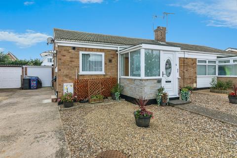 3 bedroom semi-detached bungalow for sale, Lloyds Avenue, Kessingland, Lowestoft