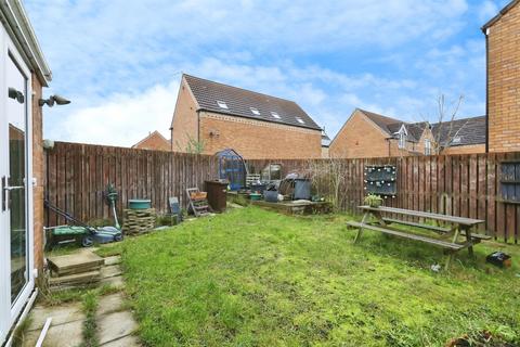 3 bedroom semi-detached house for sale, Frankham Close, Dinnington, SHEFFIELD