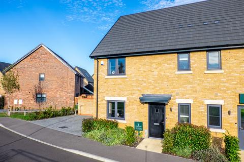 3 bedroom semi-detached house for sale, Edgelake, Sittingbourne