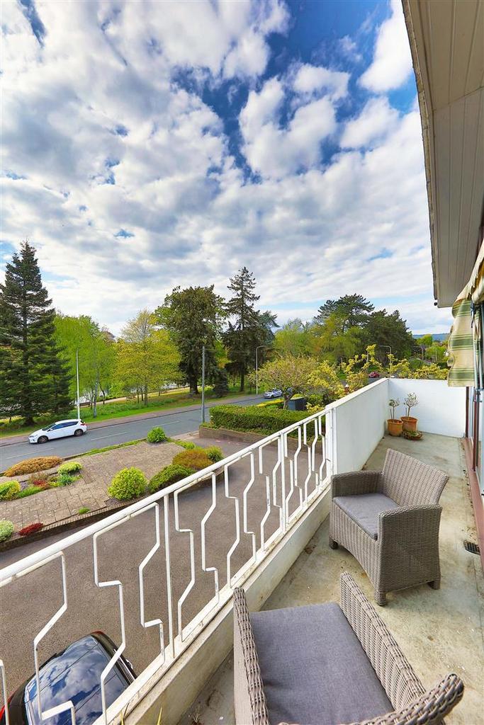 RW F3 Lake View Ct. 1448.jpg