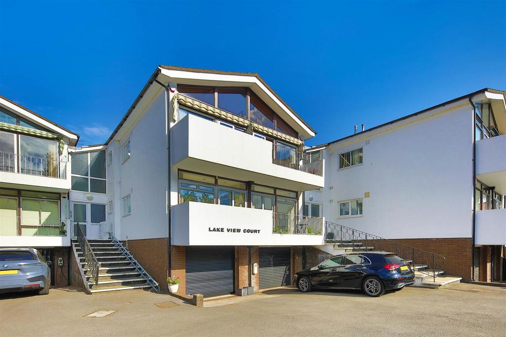 RW F3 Lake View Ct. 1462.jpg
