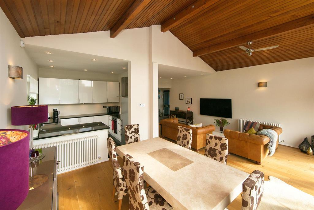 RW F3 Lake View Ct. 1418.jpg