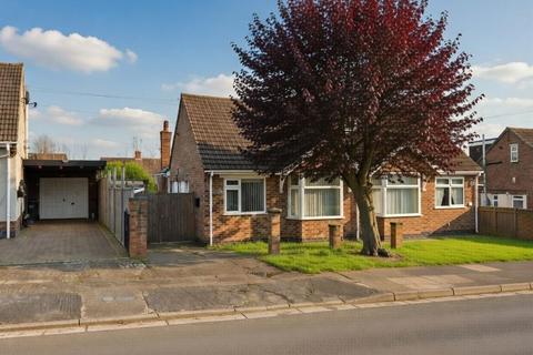 2 bedroom semi-detached bungalow for sale, Mendip Road, Northampton NN5