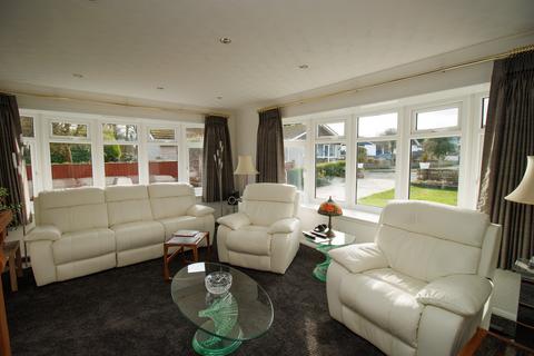 3 bedroom detached bungalow for sale, High Croft, Hunmanby YO14