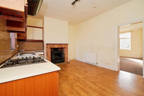 3 bedroom terraced house for sale, Cross Road, Middlestown, Wakefield