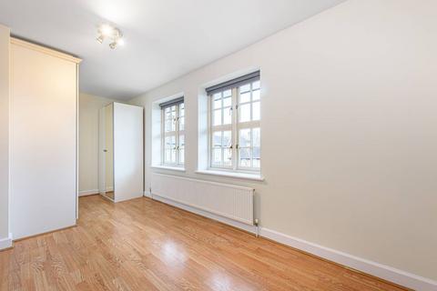 2 bedroom flat to rent, Corringway, Golders Green, London, NW11
