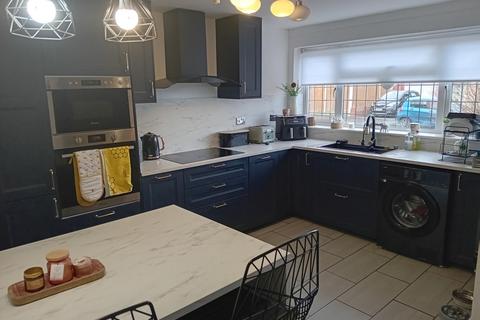 3 bedroom semi-detached house for sale, Oak Apple Close, Stourport-On-Severn
