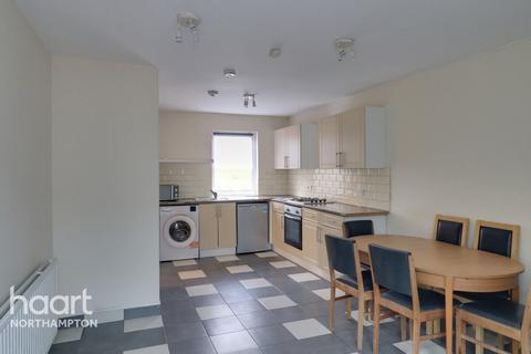 Tyes Court, NORTHAMPTON