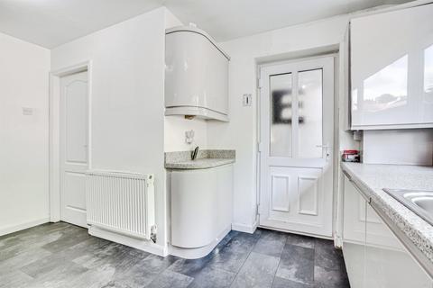 3 bedroom terraced house for sale, South Terrace, Ossett