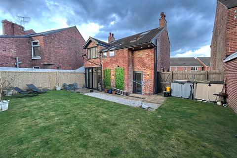 4 bedroom detached house for sale, Cromford Road, Langley Mill, Nottingham