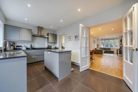 undefined, Buckingham Road,  Bicester,  Oxfordshire,  OX26