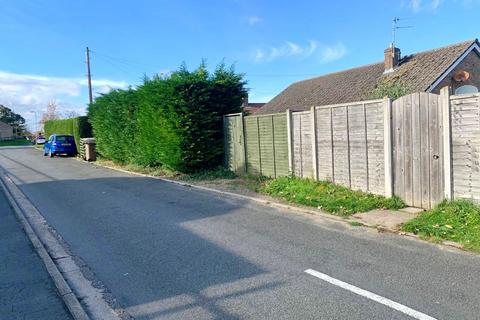 3 bedroom detached bungalow for sale, Fen Road, Heighington, LINCOLN